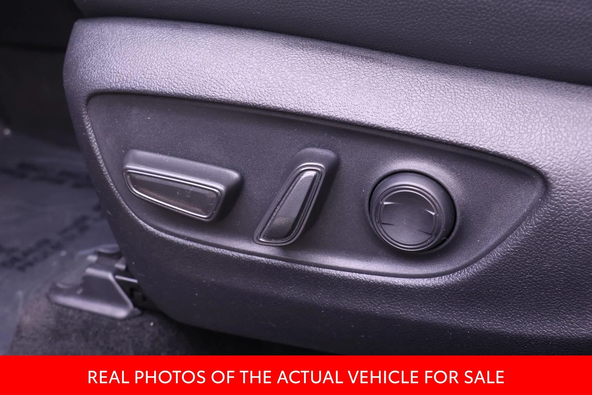 Used 2025 Red Toyota XLE image 16