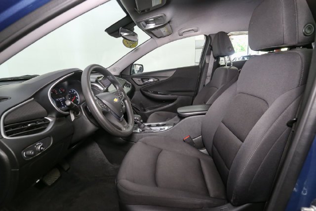 Used 2025 Blue Chevrolet LT image 37