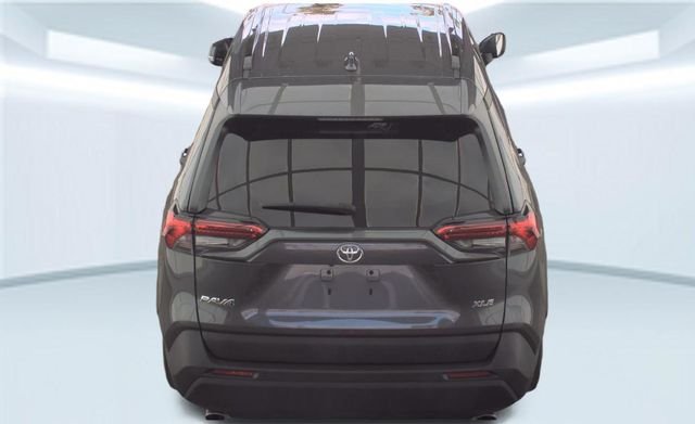 Used 2023 Gray Toyota XLE Premium image 7