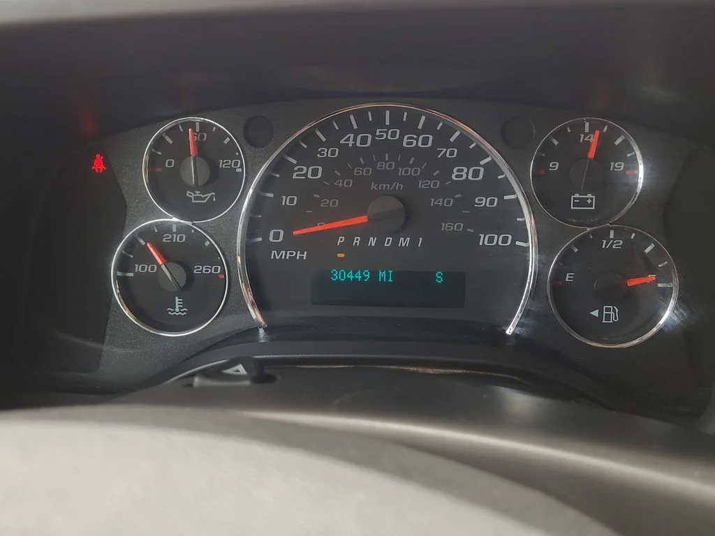 Used 2023 White Chevrolet LS image 6