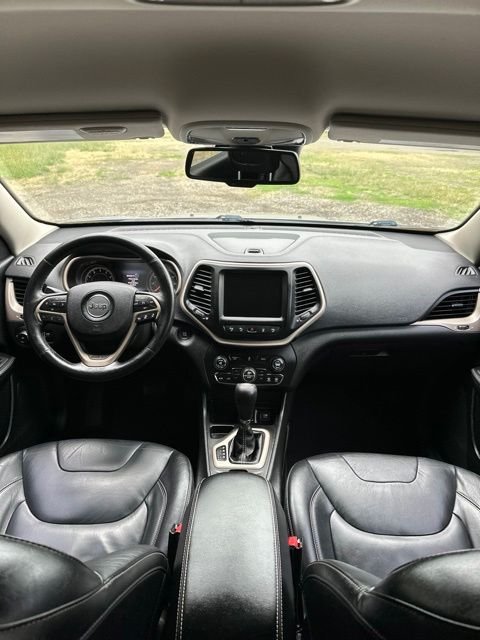 Used 2014 Billet Silver Metallic Jeep Limited image 23