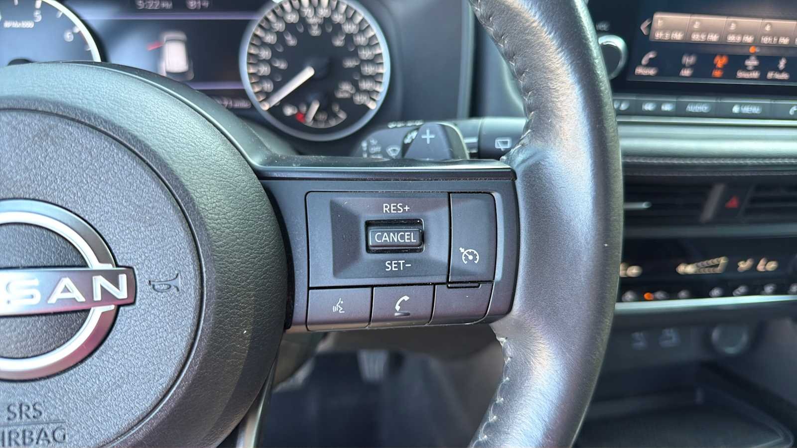 Used 2022 Glacier White Nissan S image 14