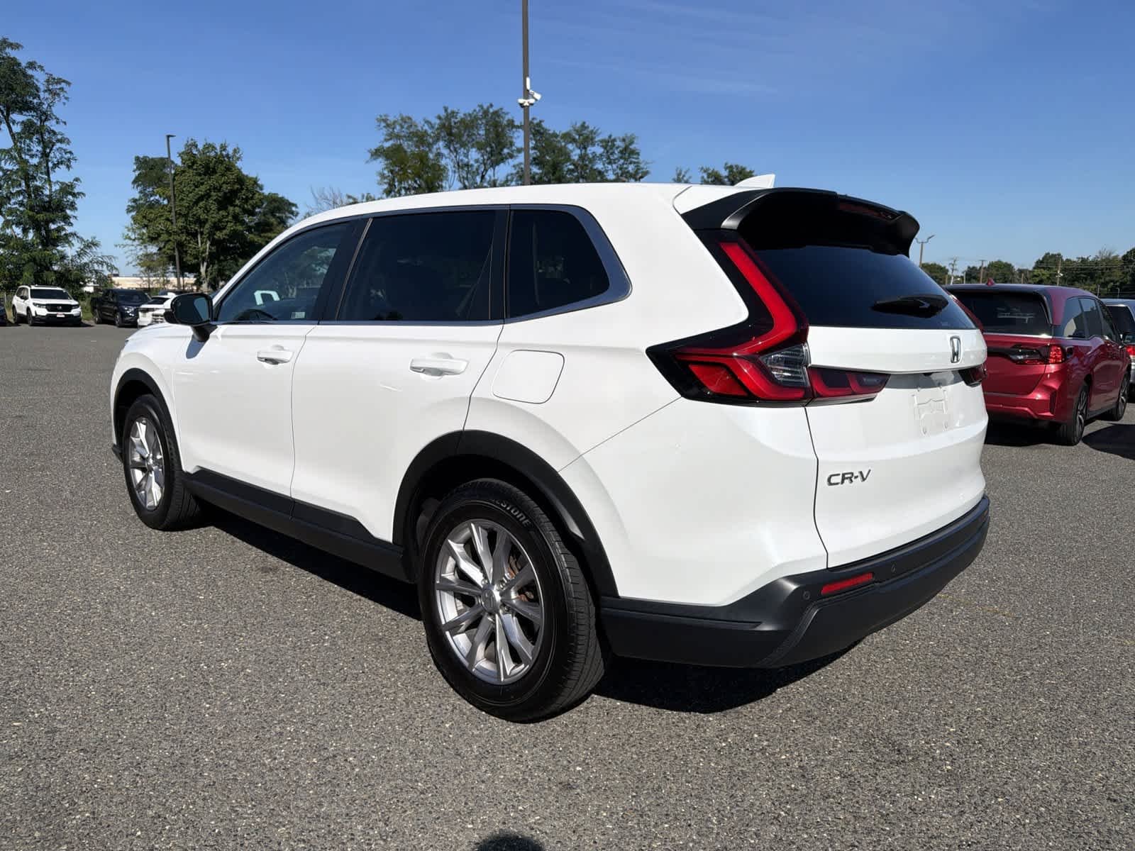 Certified Used 2024 Platinum White Pearl Honda EX-L image 3