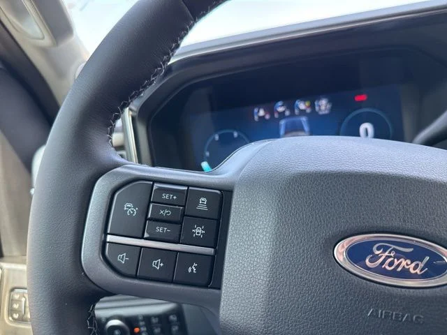 New 2026 Oxford White Ford Lariat image 27