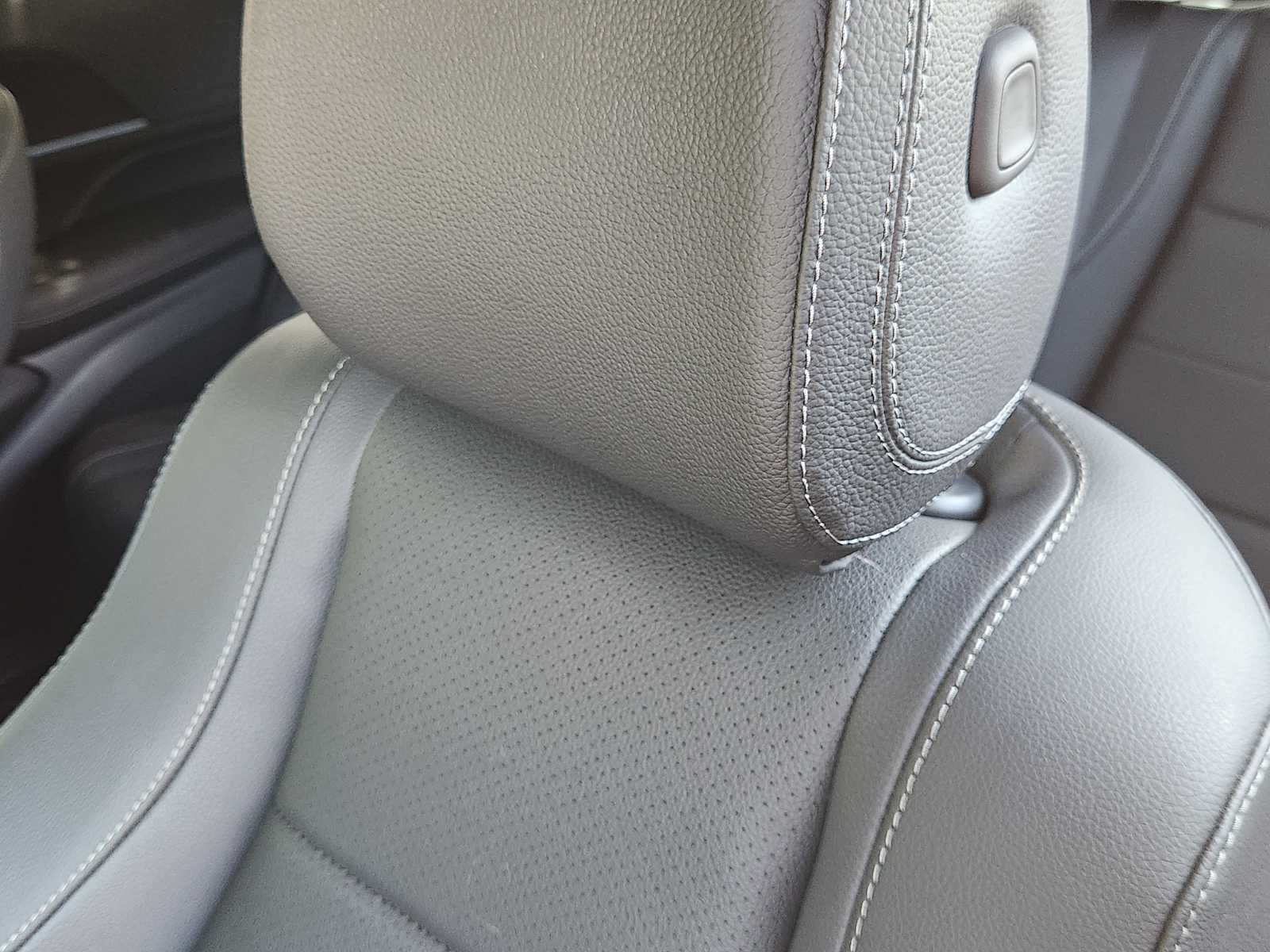 Certified Used 2026 Black Mercedes-Benz GLE 350 image 22