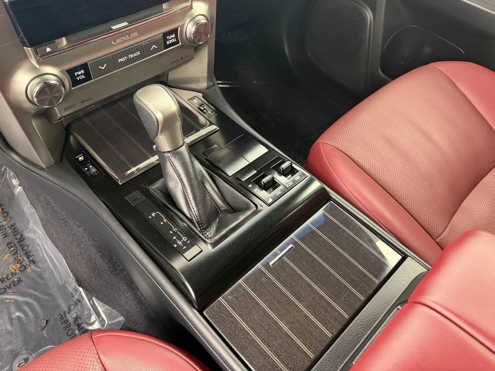 Used 2020 Atomic Silver Lexus GX 460 Premium image 8