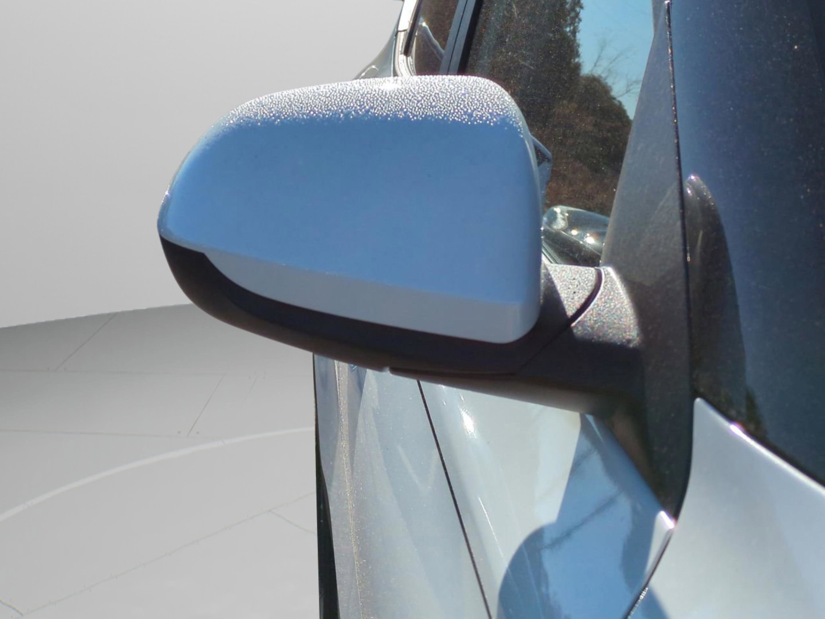 New 2026 Snow White Pearl Kia LX image 12