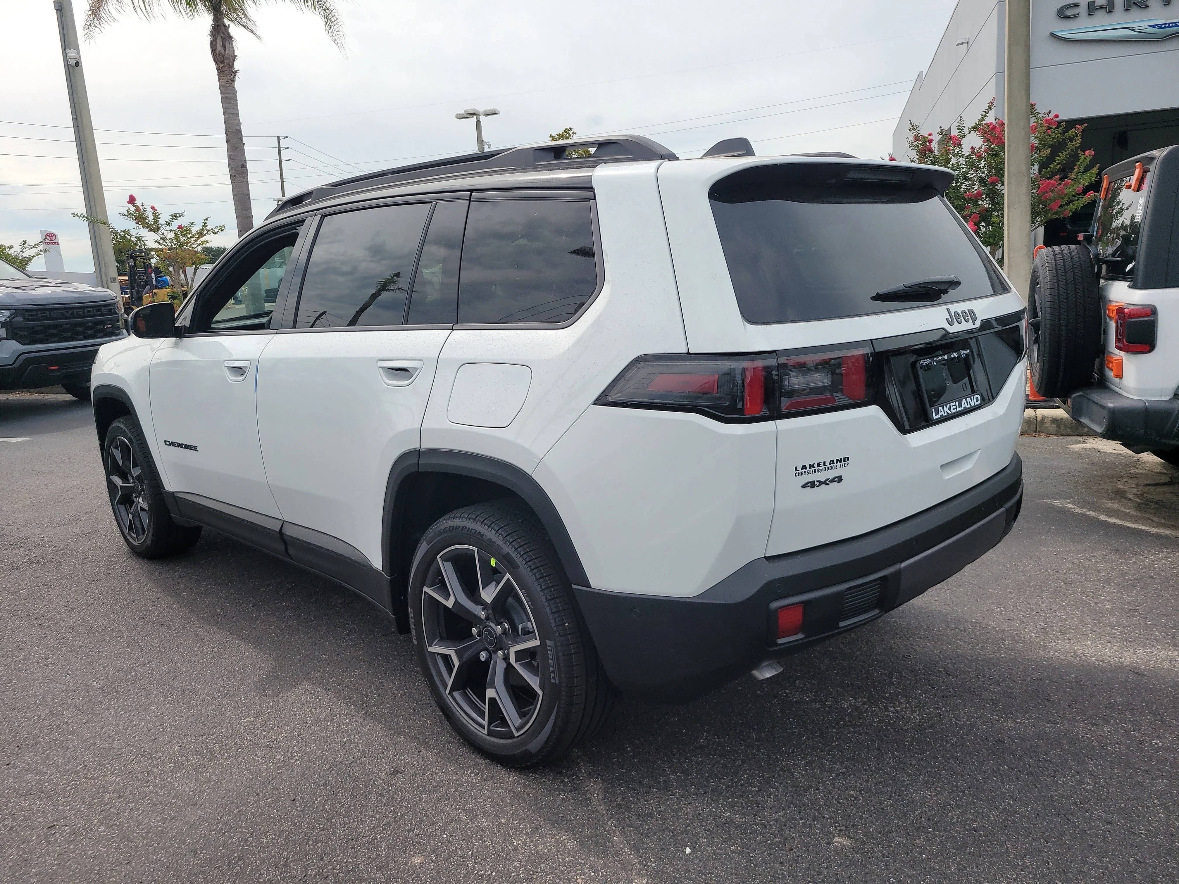 New 2026 Bright White Clearcoat Jeep Overland image 8