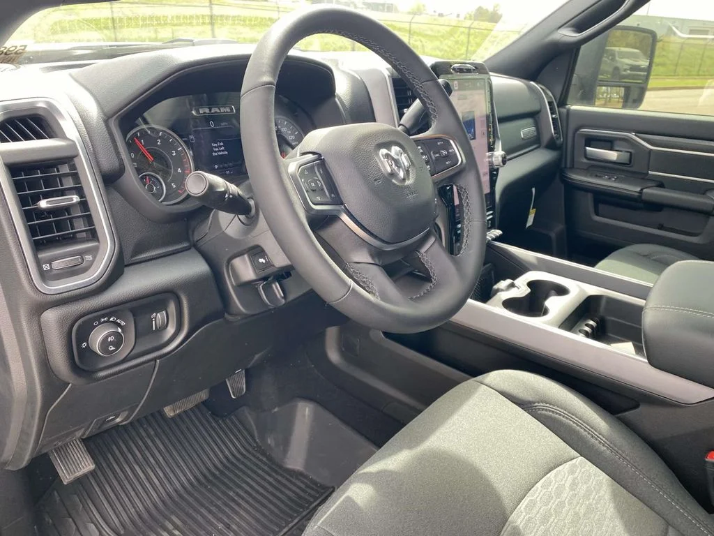 2025 RAM 2500 Big Horn - Photo 15
