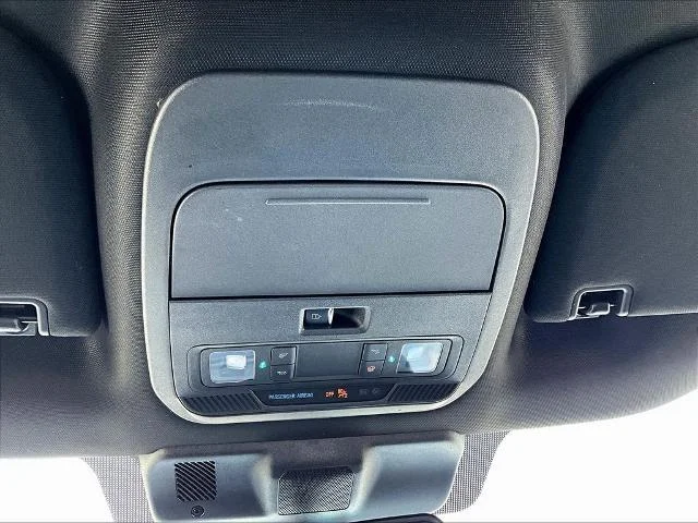 Used 2022 Agate Black Metallic Ford XLT image 58