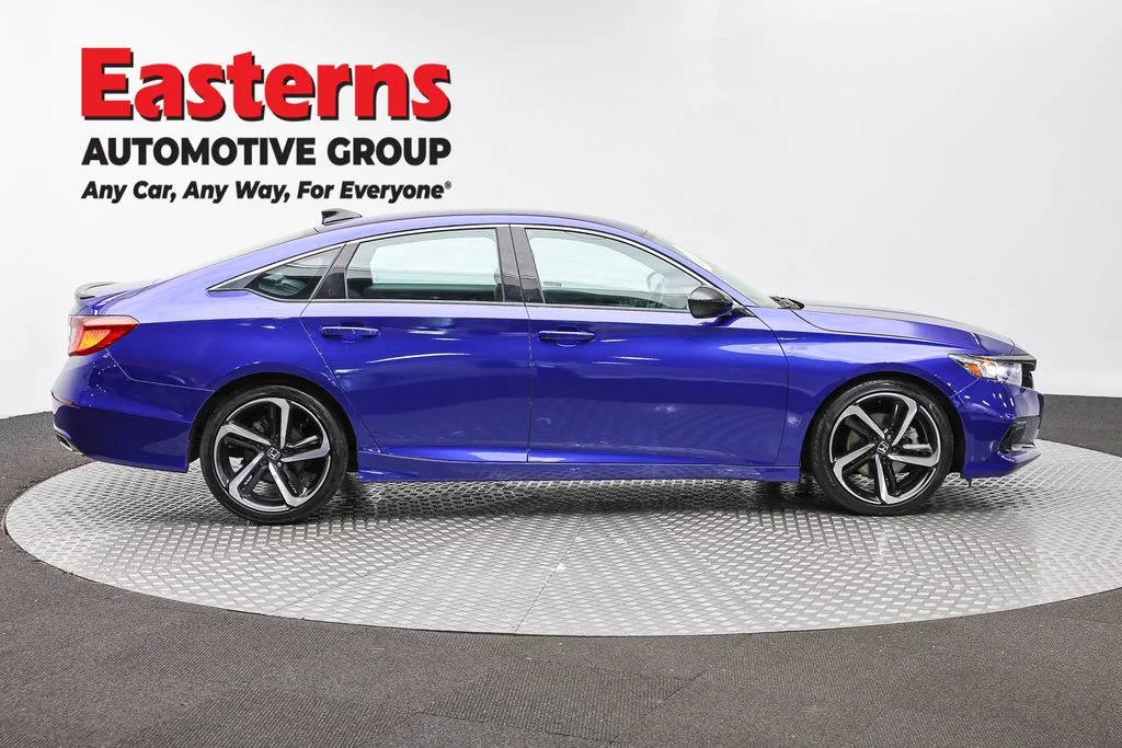 Used 2022 Blue Honda Sport image 4