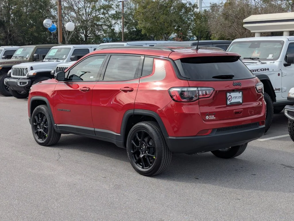 New 2026 Red Hot Pearlcoat Jeep Latitude image 7