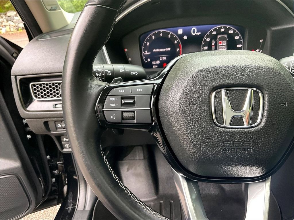 Used 2023 Black Honda Touring image 23