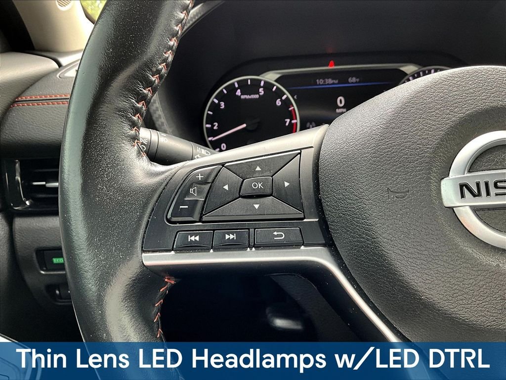 Used 2023 Gray Nissan SR image 13