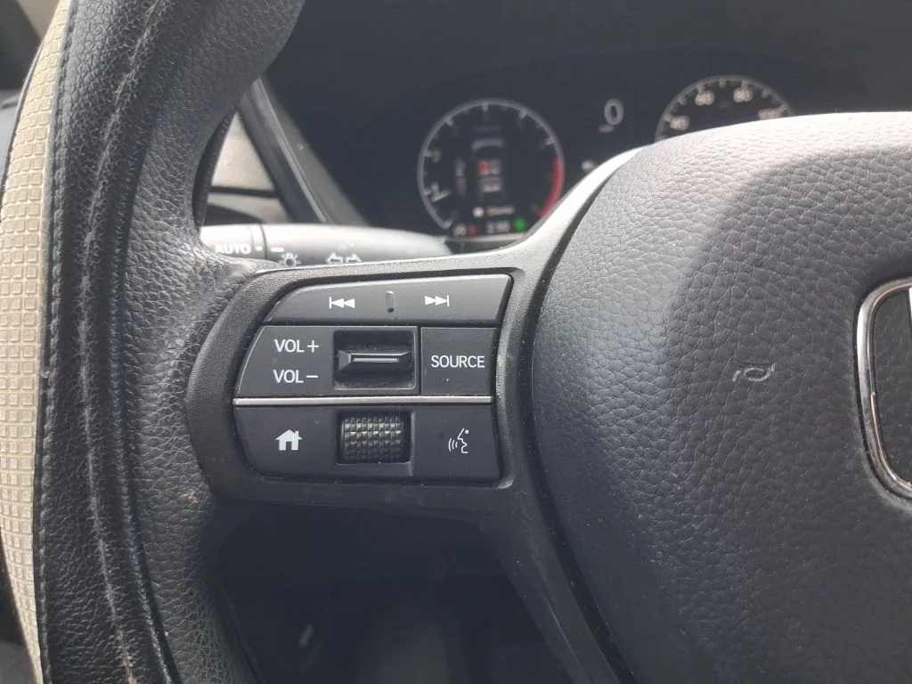 Used 2023  Honda LX image 27