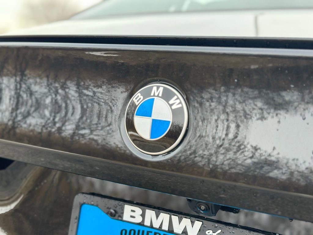 New 2026 Black Sapphire Metallic BMW 530i xDrive image 12