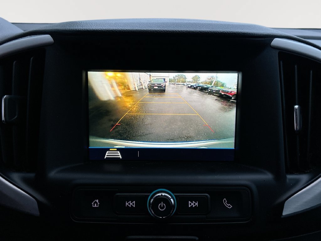 Used 2018 QUICKSILVER METALLIC GMC SLE image 16