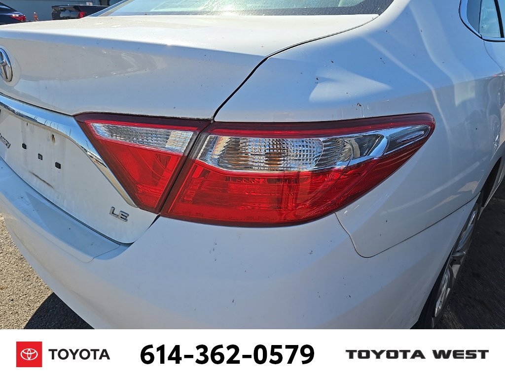 Used 2017 White Toyota LE image 9