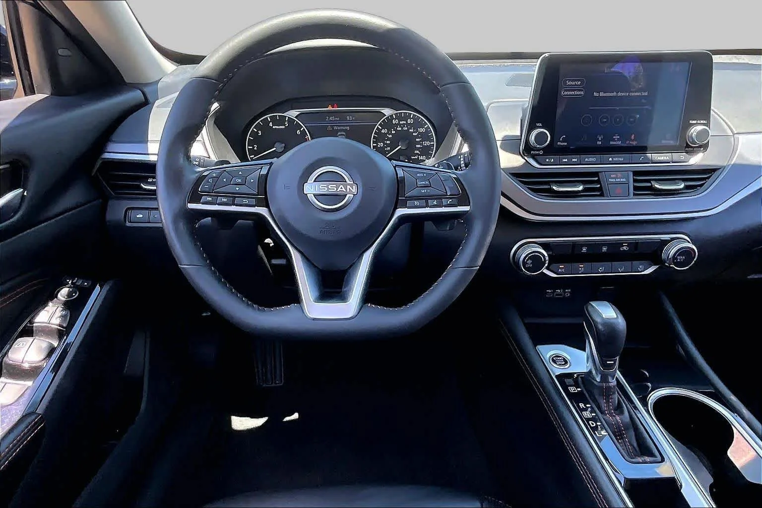 Used 2023 Super Black Nissan 2.5 SR image 6