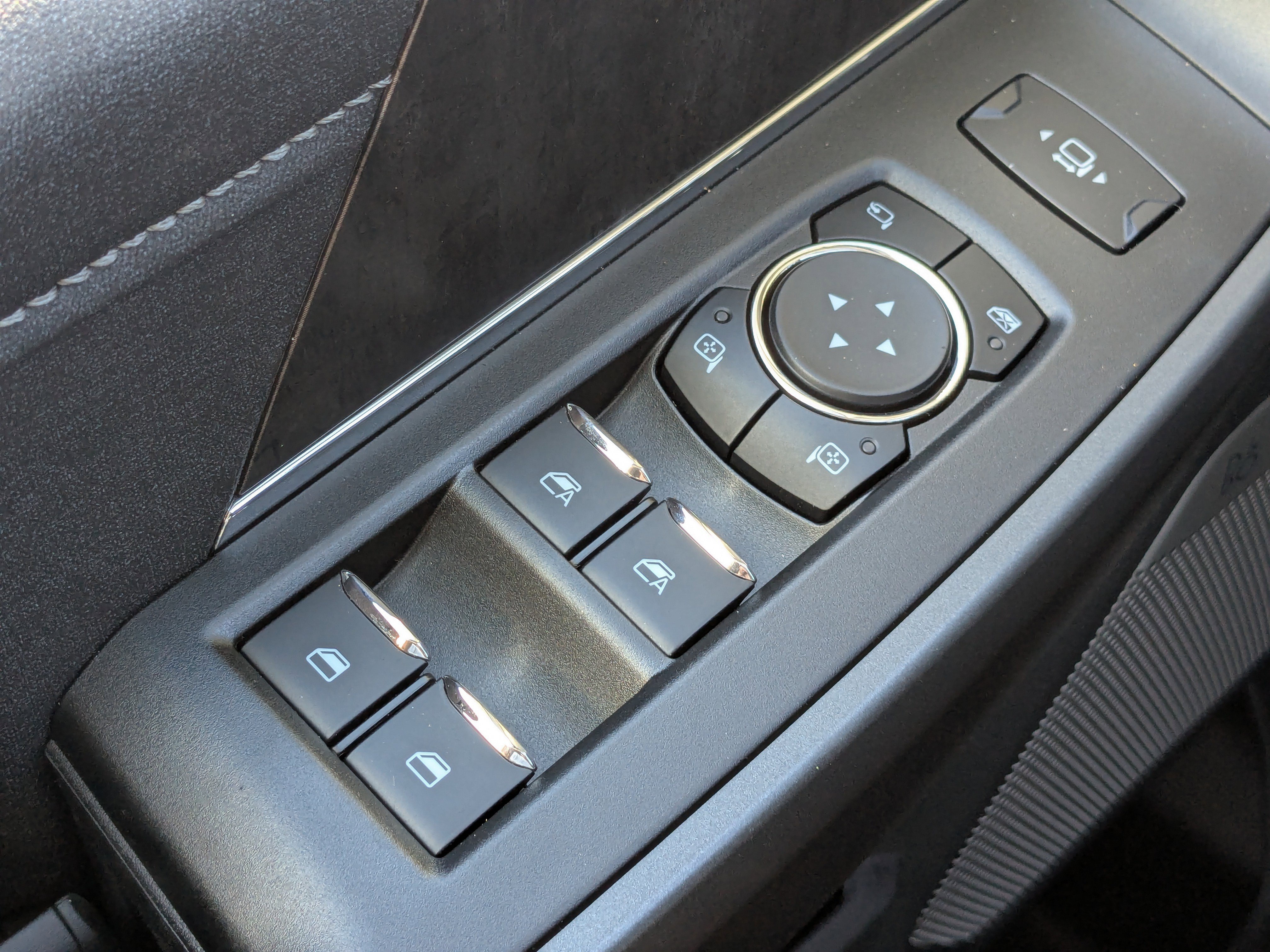 2025 Ford F-350 Super Duty Lariat - Photo 31