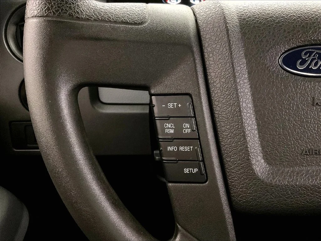 Used 2013 White Ford XL image 23