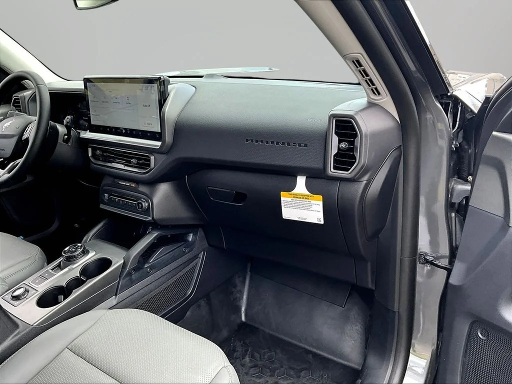 New 2025 Carbonized Gray Metallic Ford Badlands® image 28