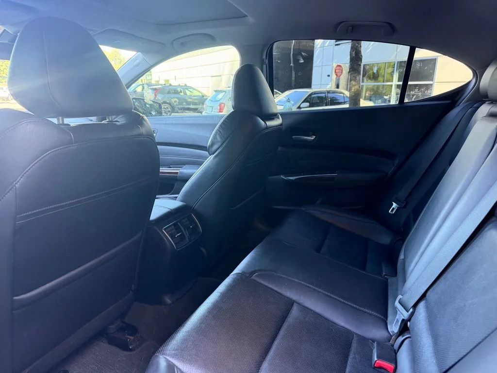 Used 2015  Acura V6 Tech image 15
