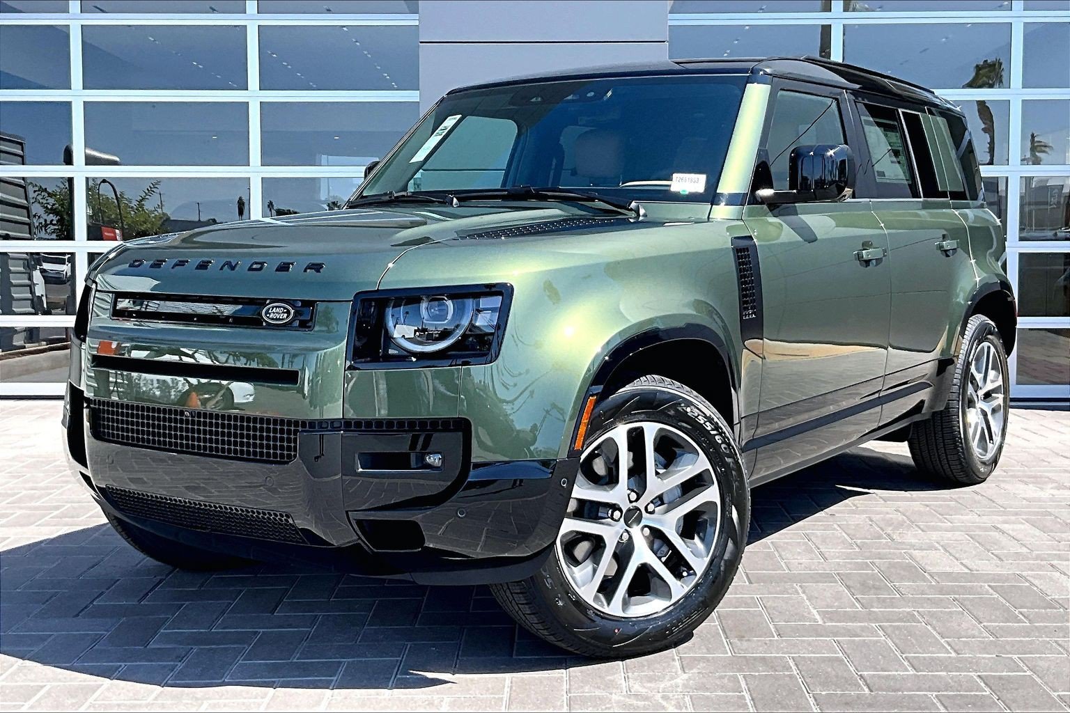 New 2026 Defender 110 X-Dynamic SE