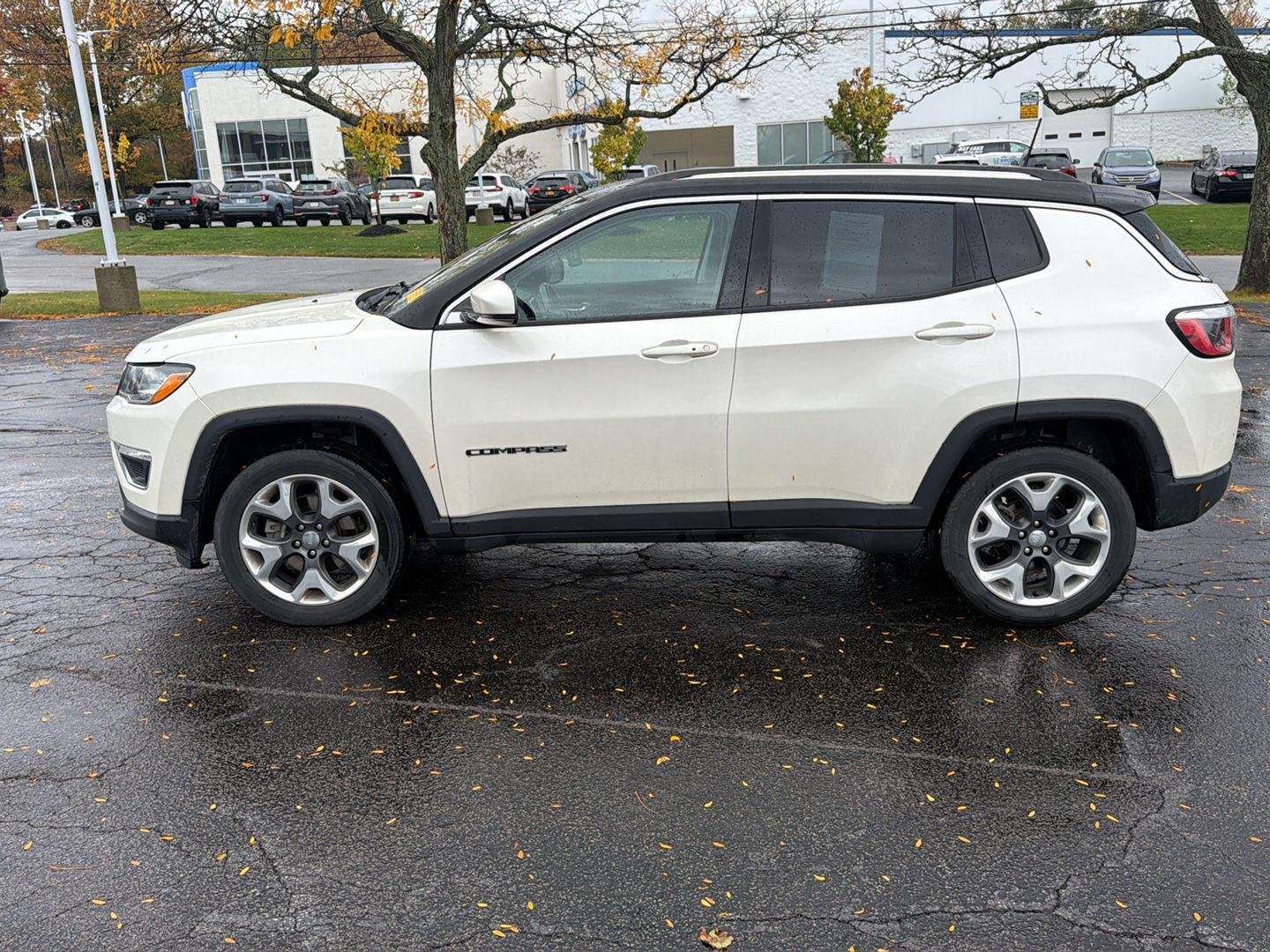 Used 2019 Pearl White Tri-Coat Jeep Limited image 2