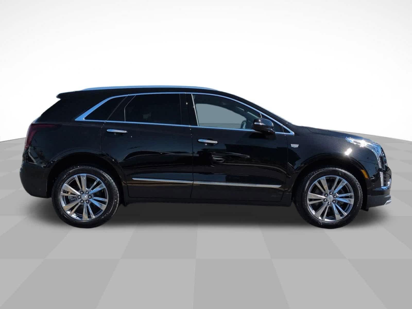 2026 Cadillac XT5 Premium Luxury - Photo 4