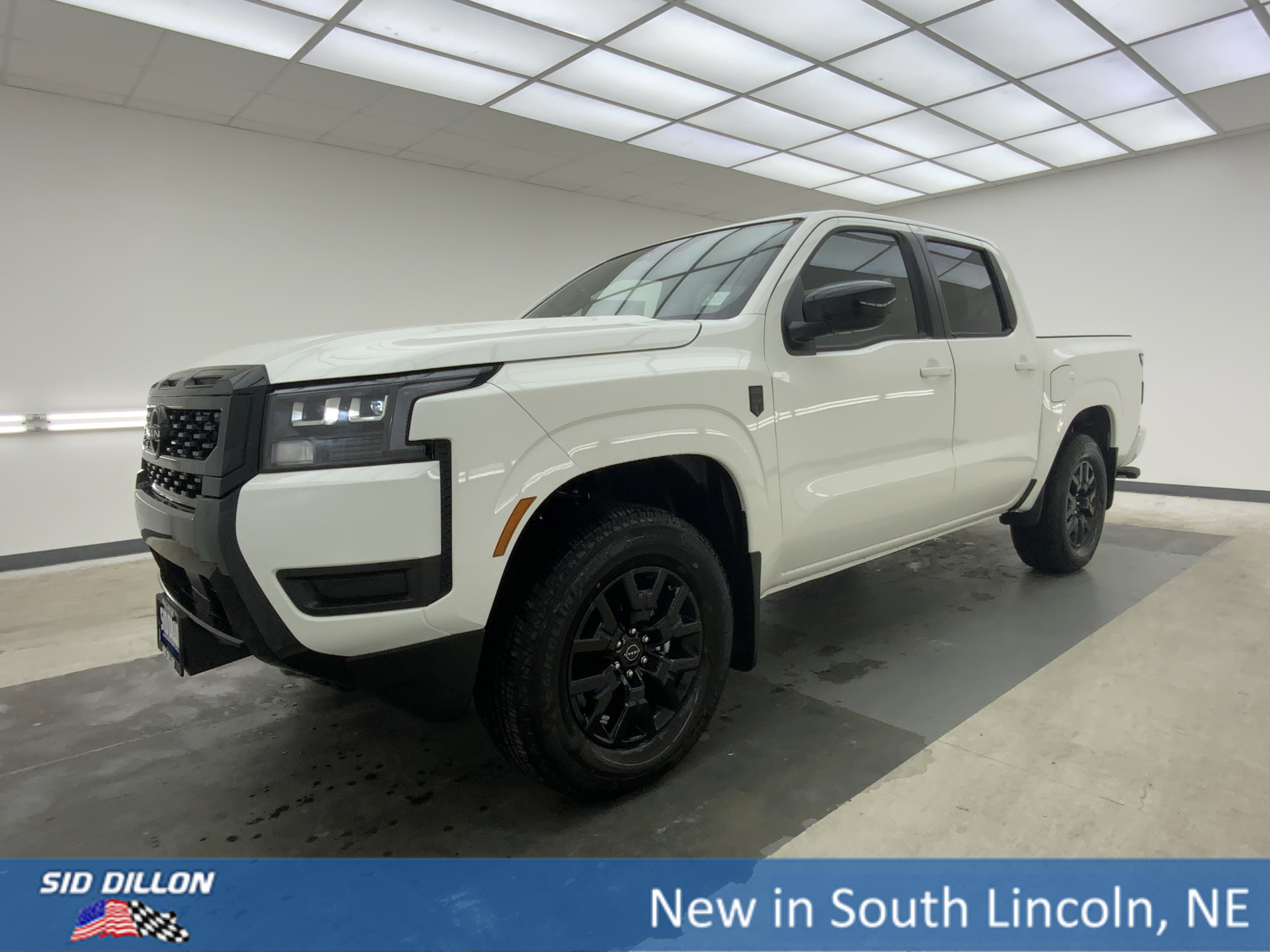 2026 Nissan Frontier SV Crew Cab 4X4 SWB's photo