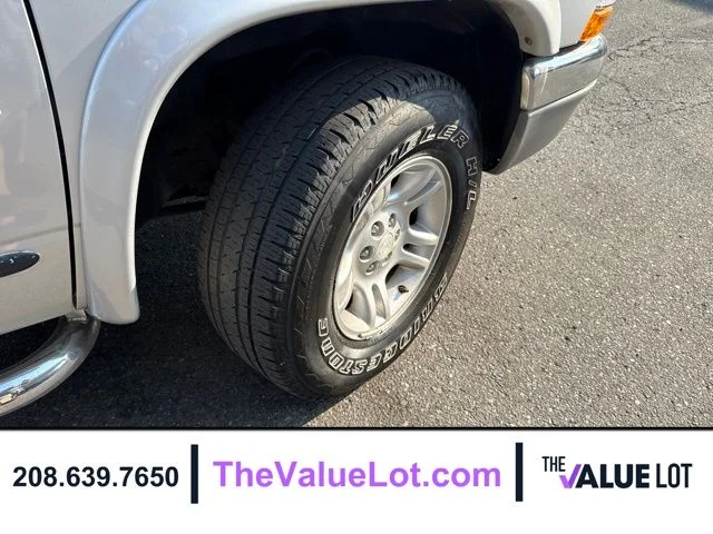 Used 2001  Dodge Sport image 11