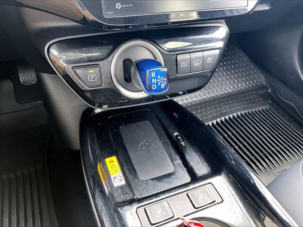 Used 2022 Black Toyota XLE image 26