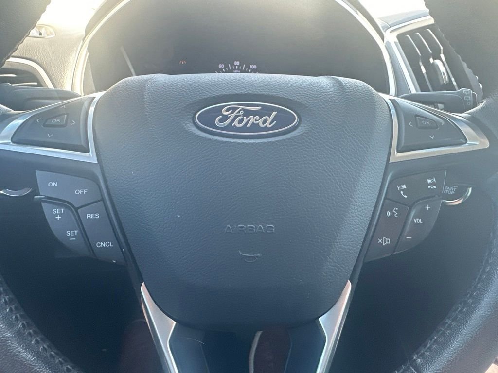Used 2017 Gray Ford SEL image 12