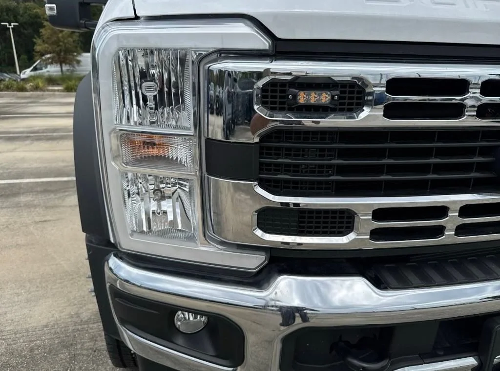 New 2025 White Ford XL image 33