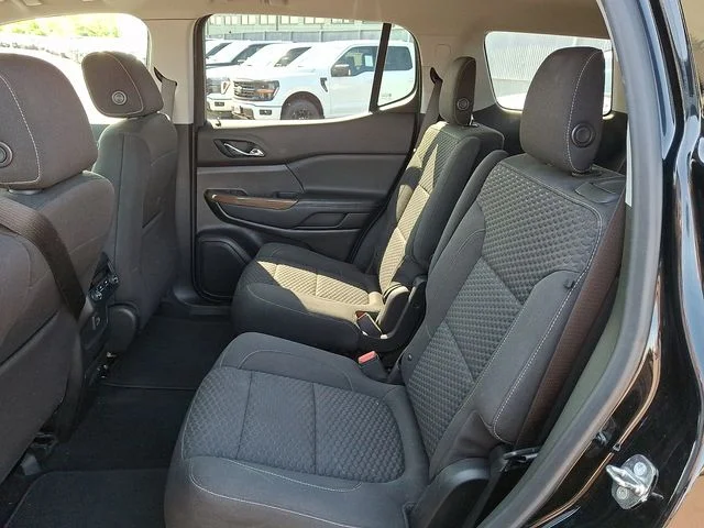 Used 2019 Ebony Twilight Metallic GMC SLE-2 image 8