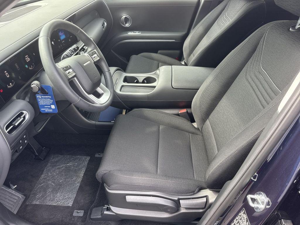 New 2026 Blue Hyundai SE FWD image 9