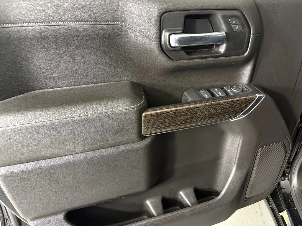 Used 2021 Black Chevrolet RST image 16