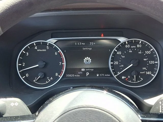 Used 2021 Silver Nissan SV image 21