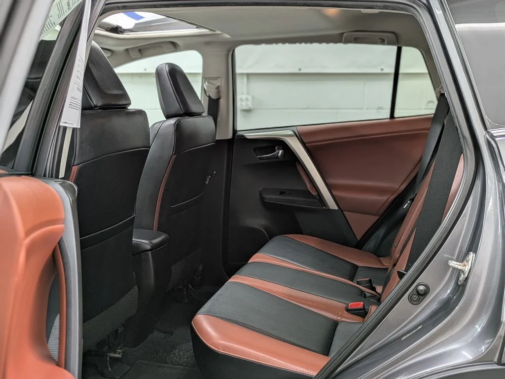 Used 2013 Gray Toyota Limited image 25