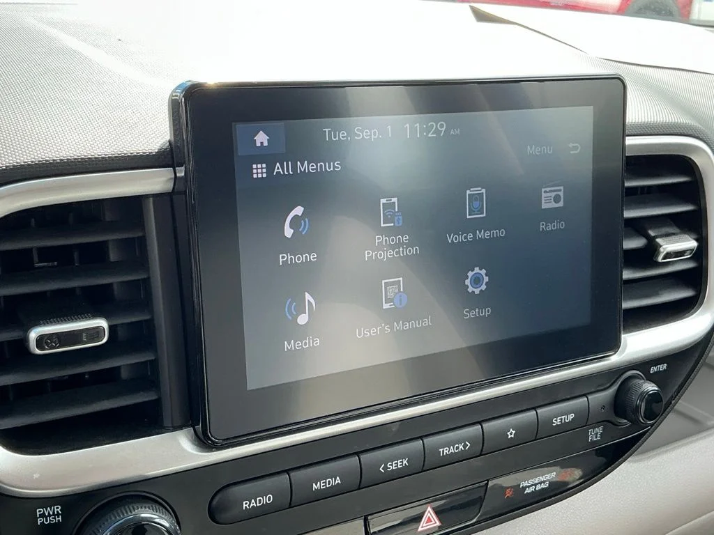 Used 2025 Blue Hyundai SEL image 32
