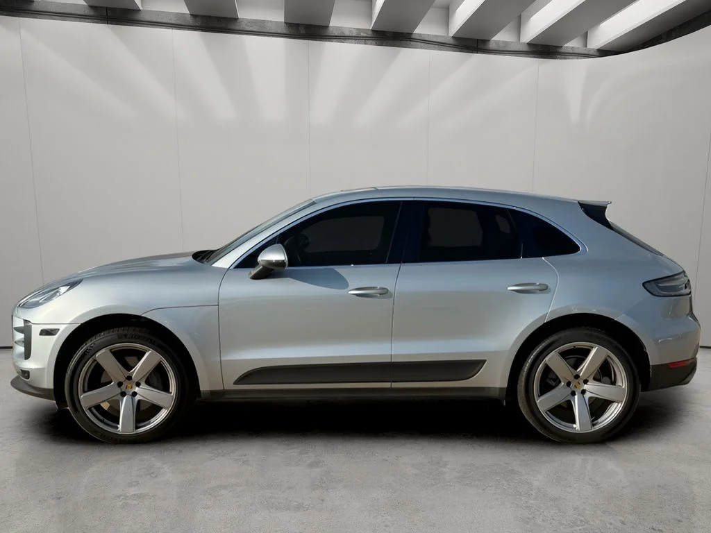 Used 2019 Dolomite Silver Metallic Porsche S image 2