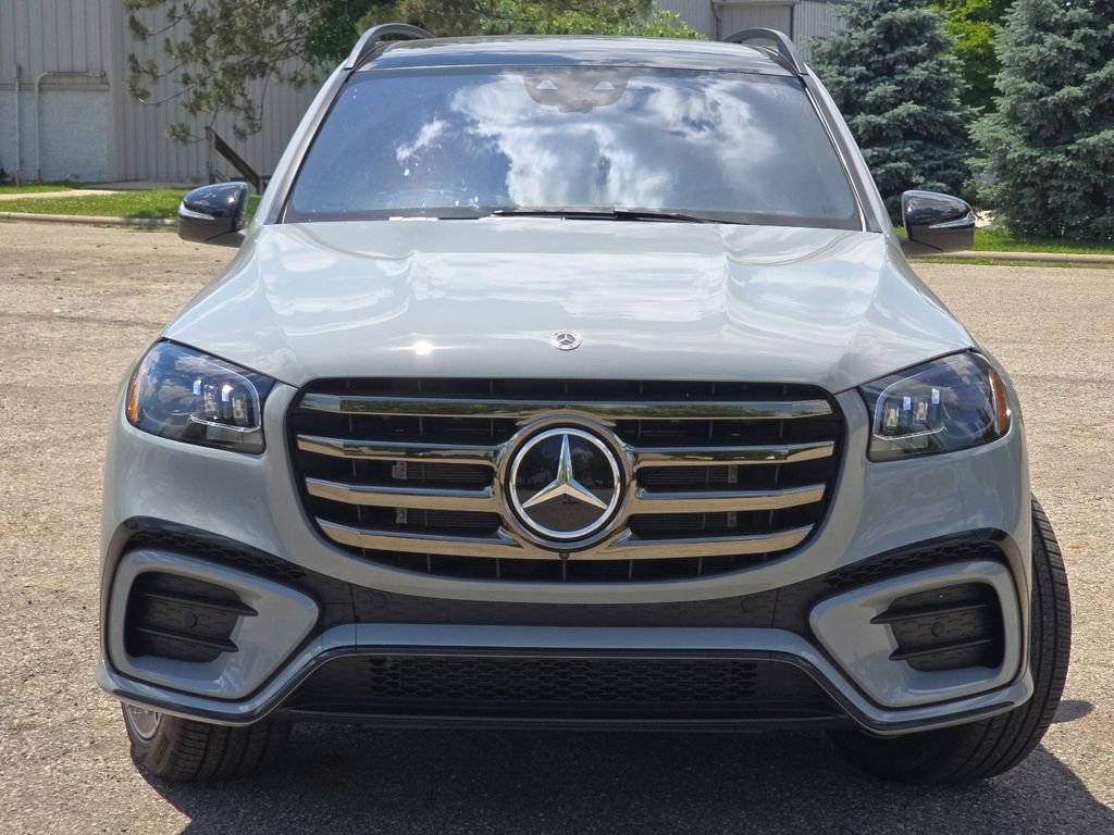 New 2026 MANUFAKTUR Alpine Grey Mercedes-Benz GLS 450 image 51