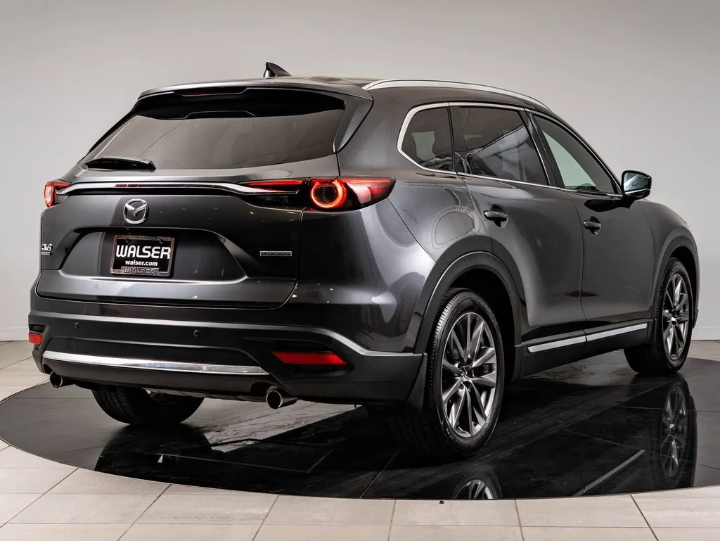 Used 2020 Machine Gray Metallic Mazda Signature image 10