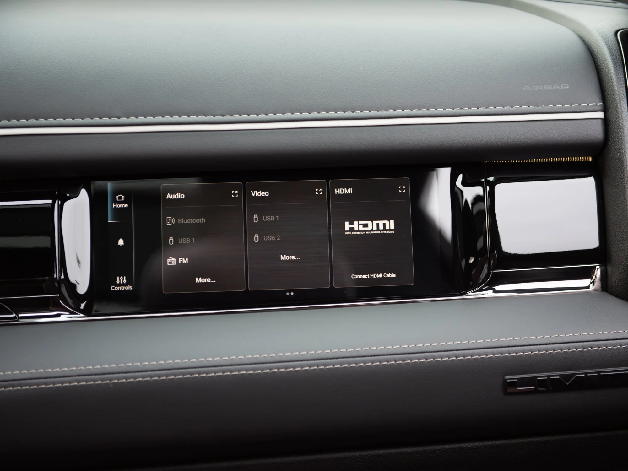 New 2026 Black RAM Limited Night* Crew Cab 4x4, 540 Horsepower, Massage Seats, Head-Up Display image 29
