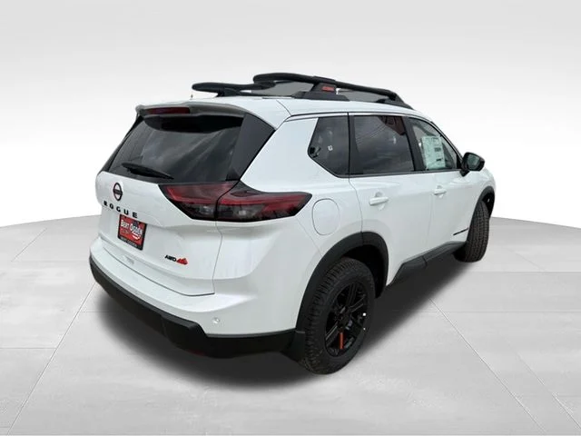 New 2026 Everest White Pearl TriCoat Nissan Rock Creek® image 7