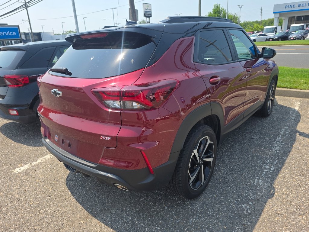 Used 2023 Crimson Metallic Chevrolet RS image 3