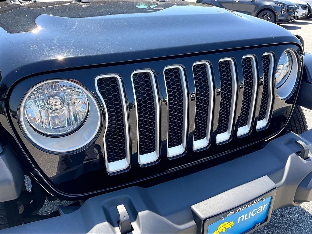 Used 2023 Black Clearcoat Jeep Sahara image 28
