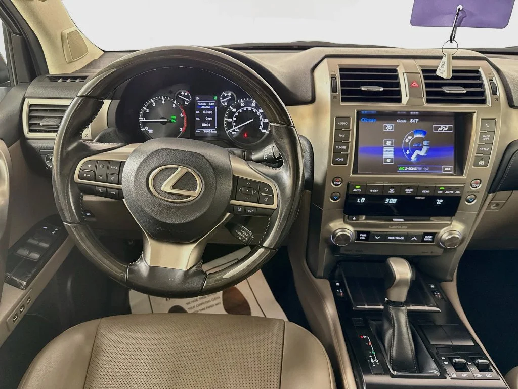 Used 2020 Red Lexus 460 image 29