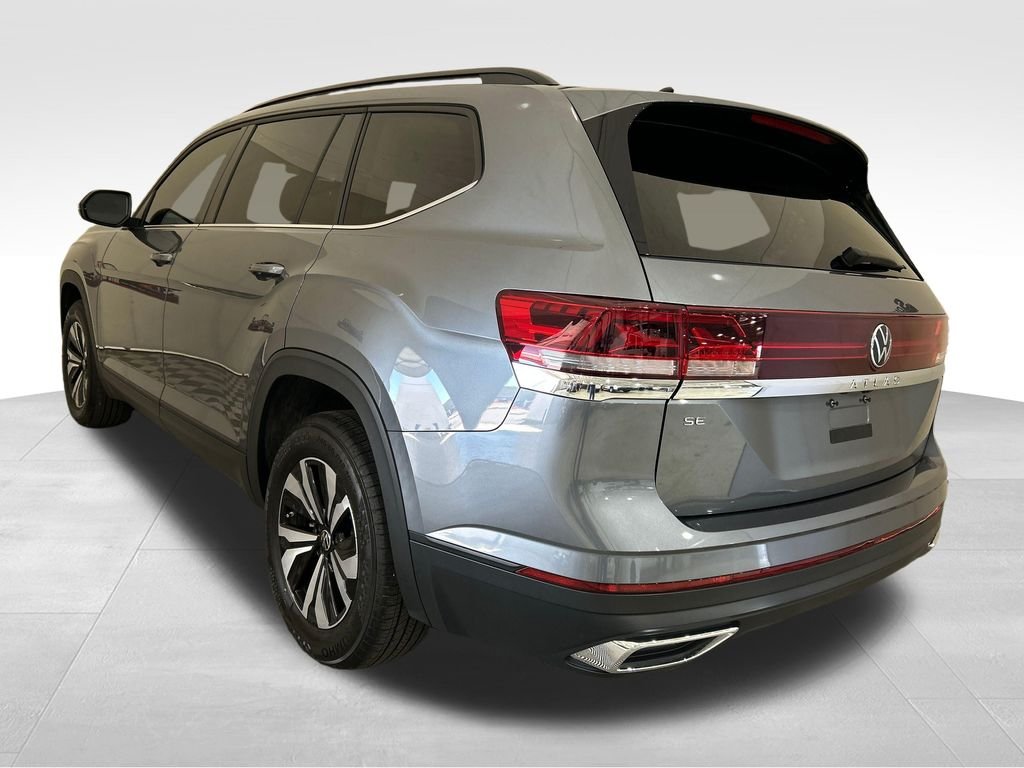 Used 2024 Gray Volkswagen 2.0T SE image 3